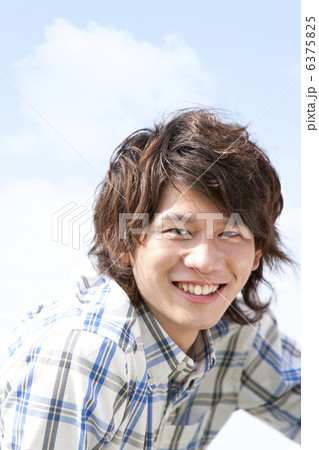 笑顔の男性 6375825