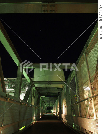 結城駅の連絡通路 6377957