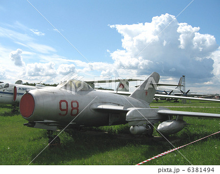 Moscow, Monino, Russia, the plane of war an a parking Moscow, Monino, Russia, the plane of war an a parking 6381494