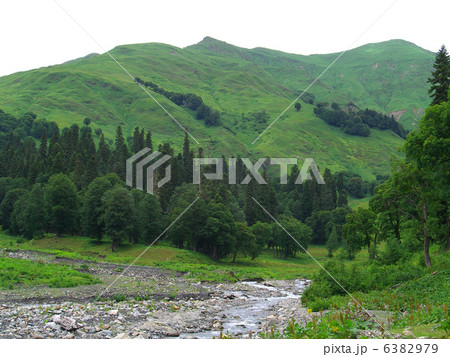 Mountain River Mountain River 6382979