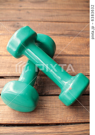2kgの重さのダンベル トレーニング用品 2kgの重さのダンベル トレーニング用品 6383632