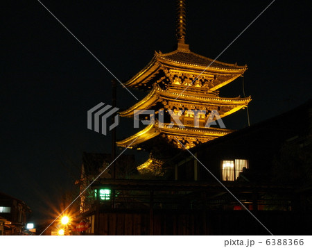 東山花灯路　八坂の塔 6388366