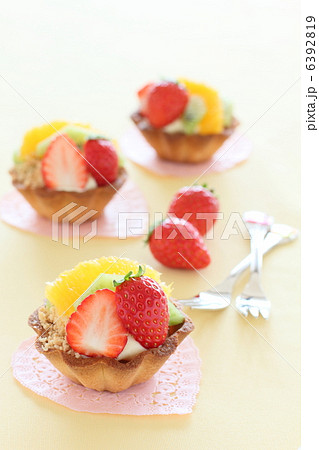 タルト　フルーツタルト 6392819