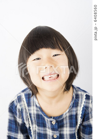 乳歯が抜けたよ 乳歯が抜けたよ 6408560