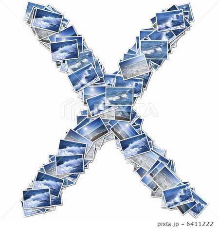 海の写真でアルファベットの小文字 6411222