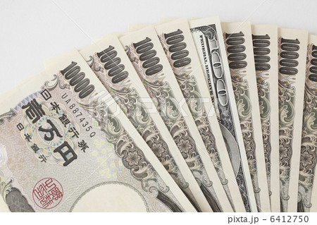 100ドル紙幣と1万円札 100ドル紙幣と1万円札 6412750