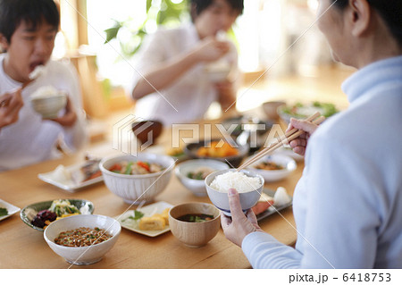 食卓 6418753