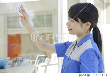 コンビニ店員 コンビニ店員 6423161