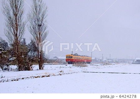 雪の中の小湊鉄道 6424278