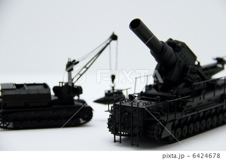 ミニタリー　 6424678