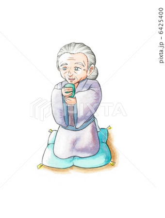 お茶を飲むおばあちゃん 6425400