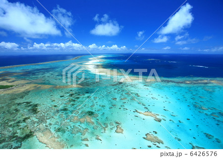 久米島ハテの浜　空撮 6426576