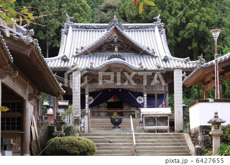 四国霊場第11番札所「藤井寺」本堂 6427655