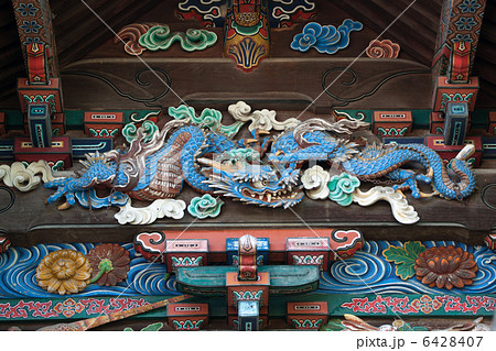 秩父神社つなぎの龍彫刻 6428407