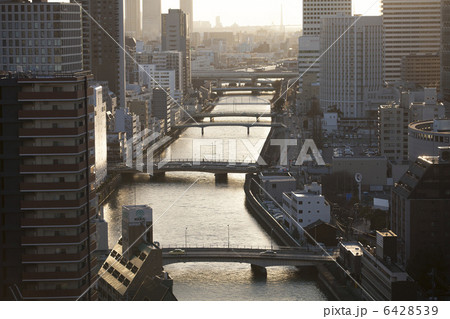 土佐堀川夕景 6428539