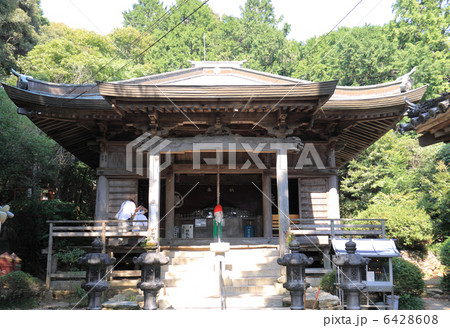 四国霊場第18番札所「恩山寺」本堂 四国霊場第18番札所「恩山寺」本堂 6428608