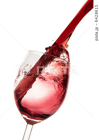 pouring red wine 6428615