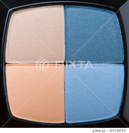 compact eyeshadows 6428634