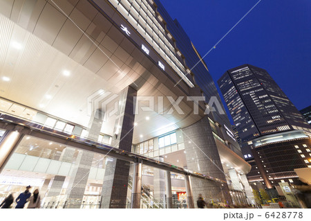 大阪駅夜景 6428778