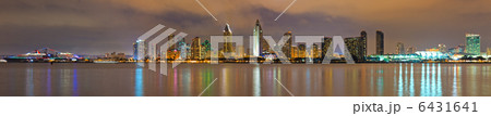 Downtown San Diego at night 6431641