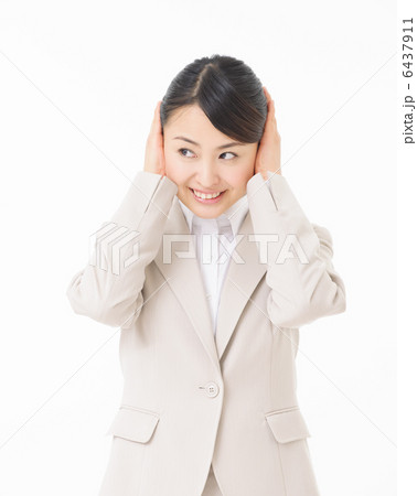 働く女性 働く女性 6437911