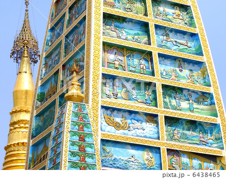 シュエダゴォン・パヤーのマハーボディー寺院 6438465