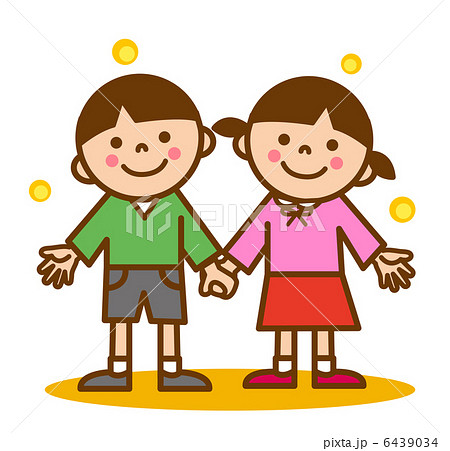 手を繋ぐ男の子と女の子 6439034