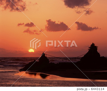 日本海の夕陽 6443114