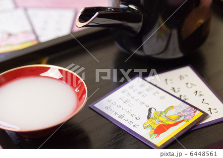 ひな祭りイメージ(白酒と春の歌) ひな祭りイメージ(白酒と春の歌) 6448561