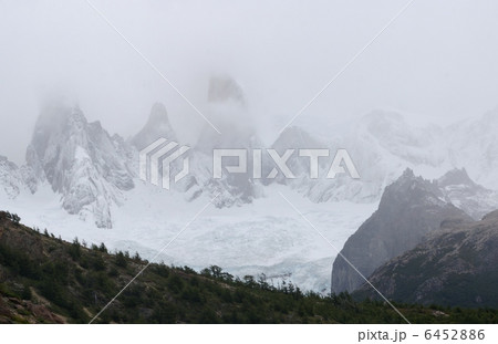 霧の中のフィッツロイ 霧の中のフィッツロイ 6452886