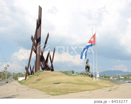 サンティアゴ・デ・クーバのアントニオ・マセオ記念公園（キューバ） 6453277