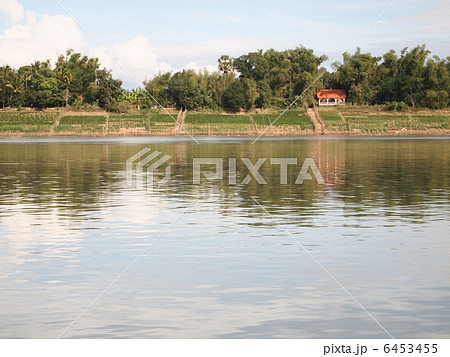 ラオス　チャンパーサック　メコン川 6453455