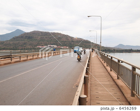 ラオス　パークセー　ラオス・日本大橋 6456269