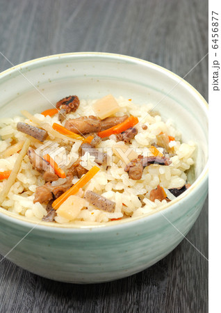 おいしいかやくご飯 6456877