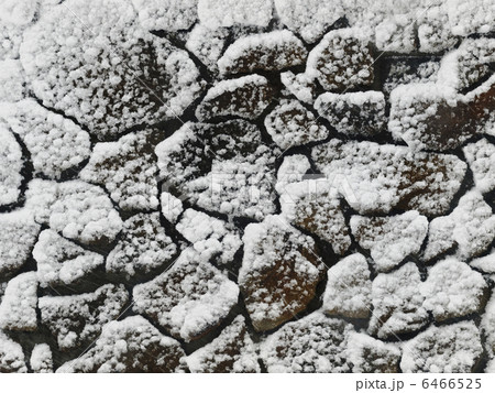 雪と岩[B274264] 6466525