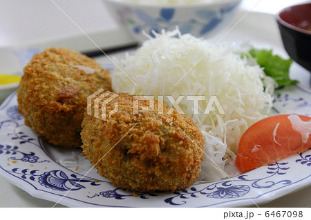 コロッケ定食 6467098