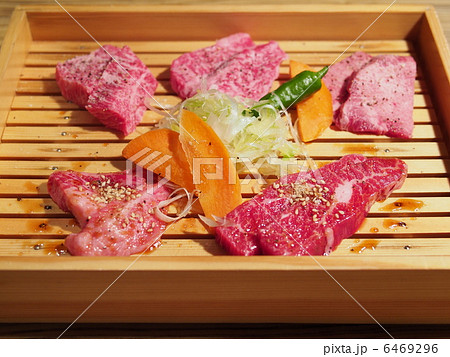 焼肉 6469296