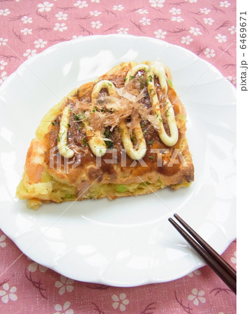 小エビ入りのお好み焼き 6469671