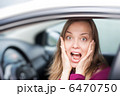 Female driver shocked 6470750
