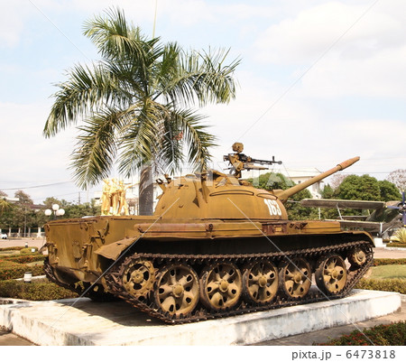 ラオス　ビエンチャン　ラオス人民軍歴史博物館　ソ連製戦車 6473818