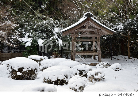 雪の来迎院、鐘楼 6474037