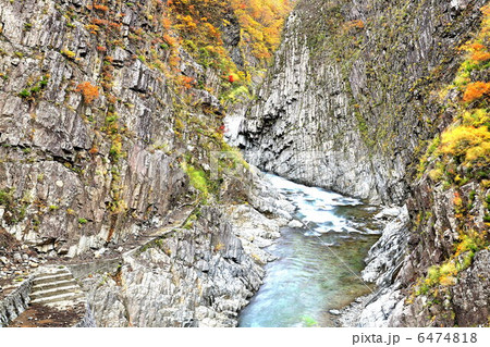 秋の清津峡 6474818