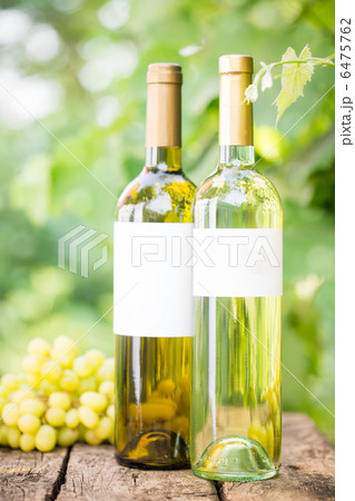 White wine 6475762