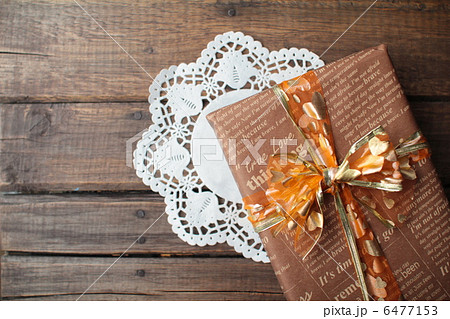 プレゼントの小箱とレースペーパー ラッピンググッズ プレゼントの小箱とレースペーパー ラッピンググッズ 6477153