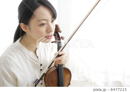 バイオリンを習う 6477215