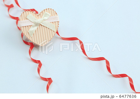 プレゼント プレゼント 6477636