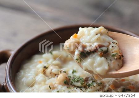 ひよこ豆と押し麦入りのクリームリゾット 6477854