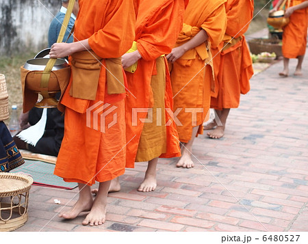 世界遺産 ラオス ルアンパバーンの托鉢 世界遺産 ラオス ルアンパバーンの托鉢 6480527