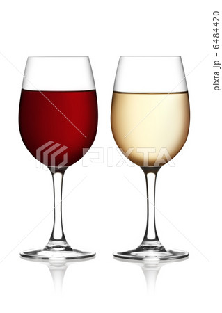 Glass of red and white wine 6484420