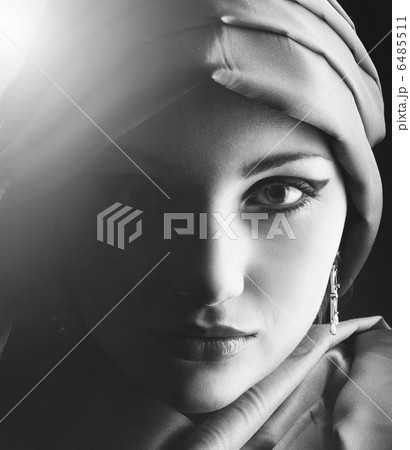 Portrait of a young beauty girl Portrait of a young beauty girl 6485511